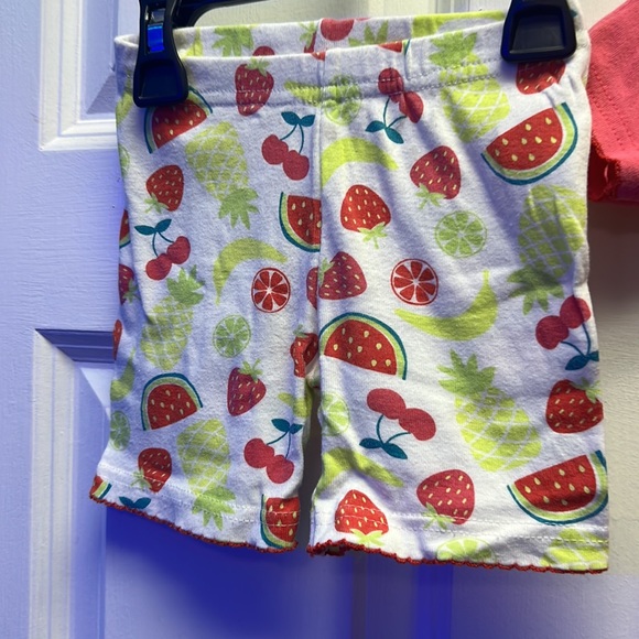 Cutie pie dreamers size 24 months pajama set excellent condition - Picture 3 of 4